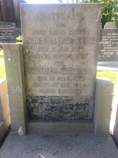 a heslinga grave