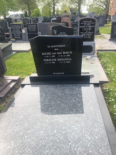 a heslinga grave